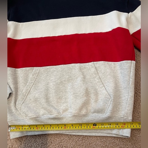 DENIM & FLOWER Men's Colorblock Hoodie - Picture 7 of 10